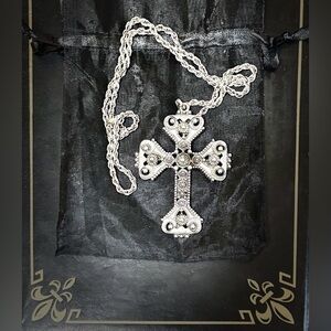 SARAH COVENTRY Vintage 1974 Limited Edition "Florentine" Silver Cross Necklace